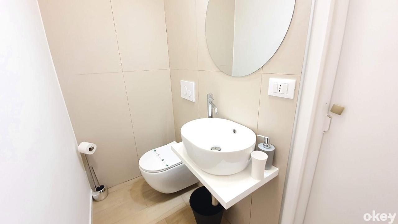 Dimora Beluga - Bari Centro Hotel Luaran gambar
