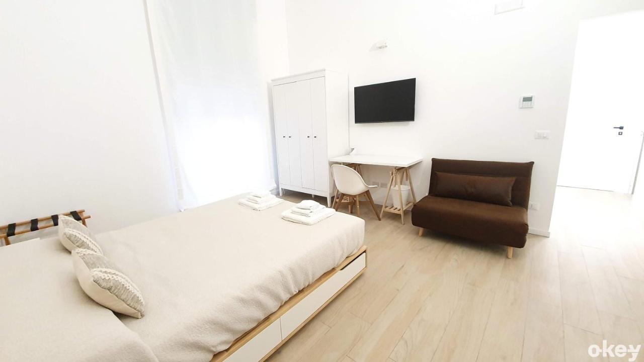 Dimora Beluga - Bari Centro Hotel Luaran gambar