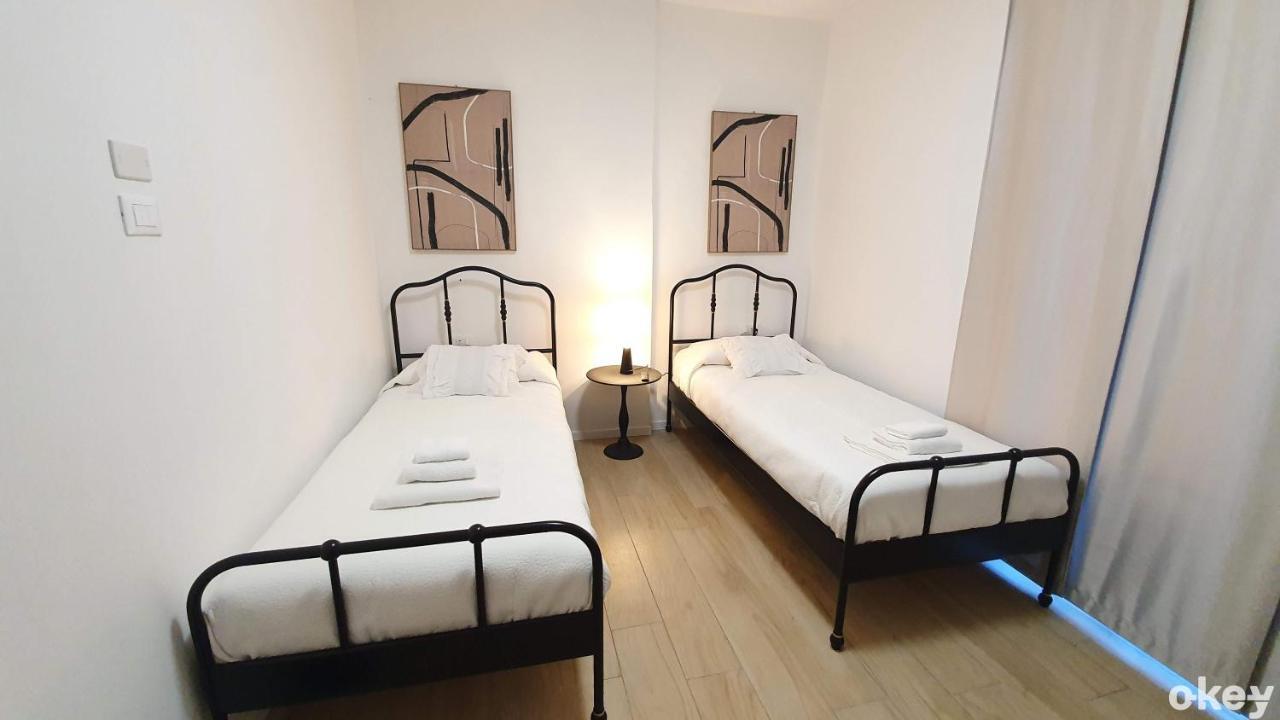 Dimora Beluga - Bari Centro Hotel Luaran gambar