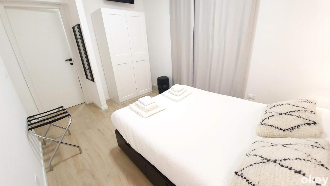 Dimora Beluga - Bari Centro Hotel Luaran gambar