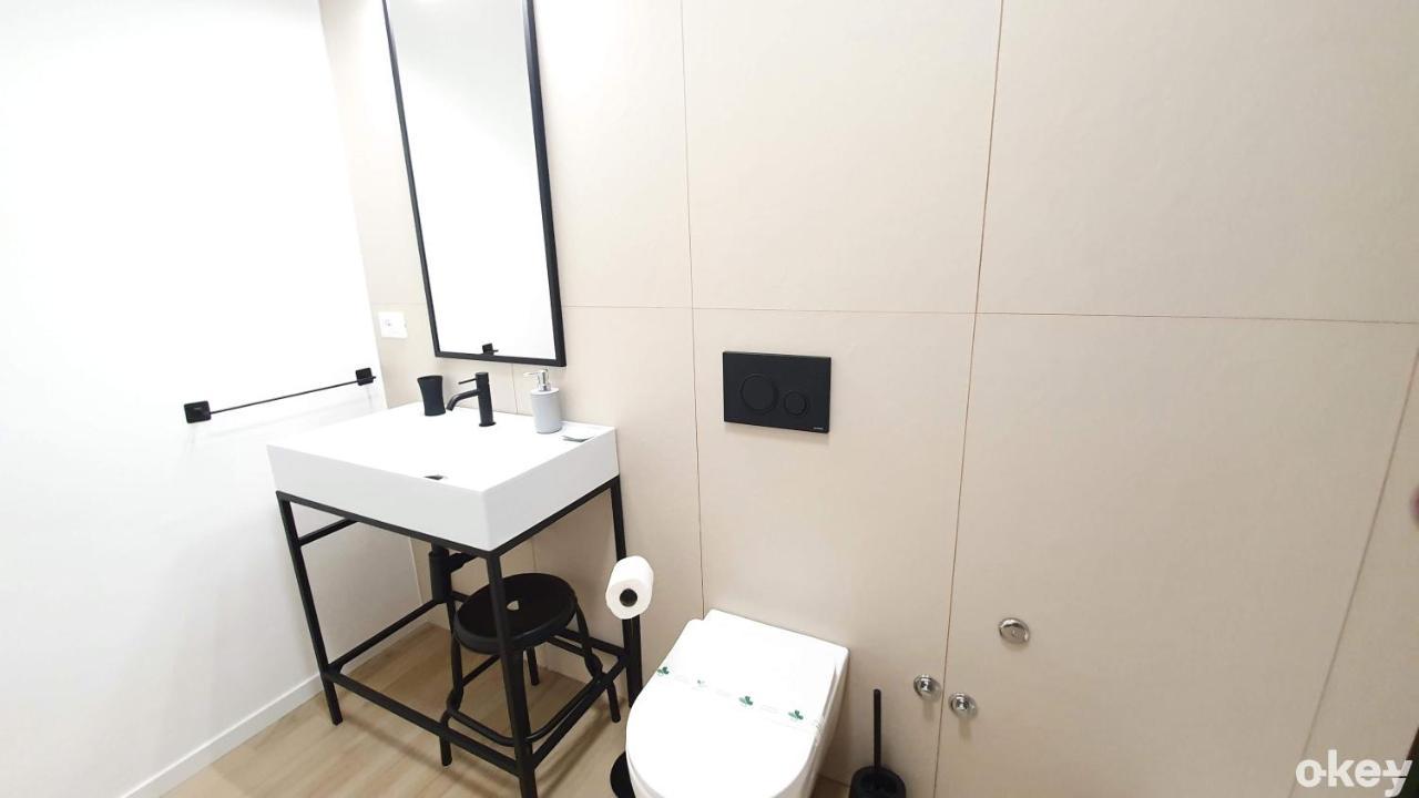Dimora Beluga - Bari Centro Hotel Luaran gambar