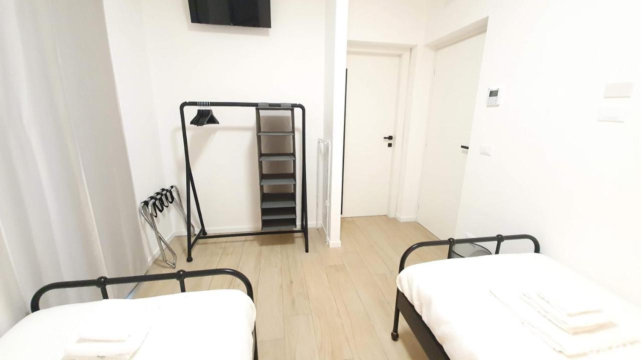 Dimora Beluga - Bari Centro Hotel Luaran gambar